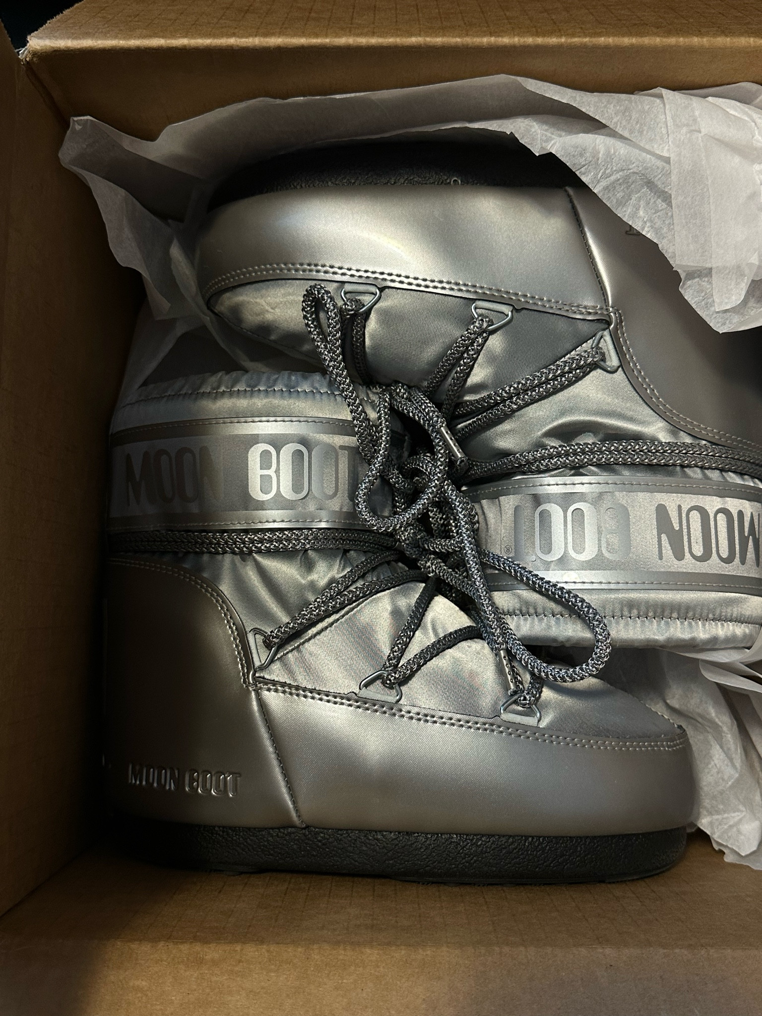 Moon boats🌚

#LTKGiftGuide #LTKSeasonal #LTKshoecrush