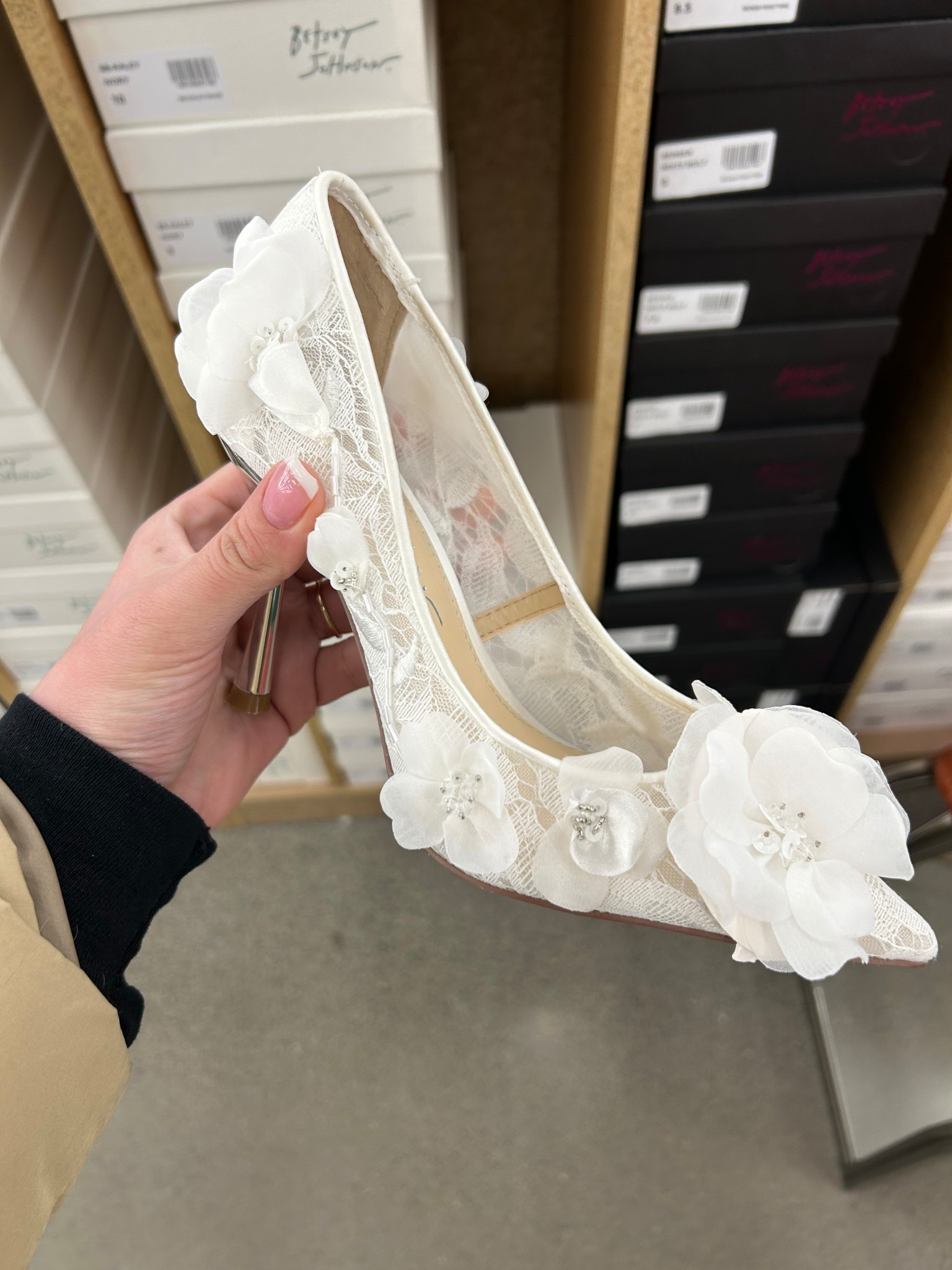 DSW Bridal Heels 💍🦢🤍 

DSW 
DSW Heels
DSW Bridal Finds 
DSW Betsey Johnson 
DSW Bridal
DSW Wedding Heels


#LTKWedding