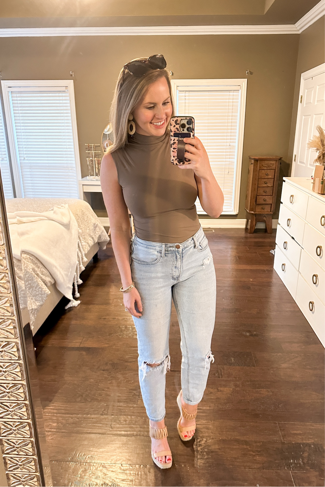 Casual easy Spring outfit 

#LTKFindsUnder50 #LTKSeasonal #LTKStyleTip