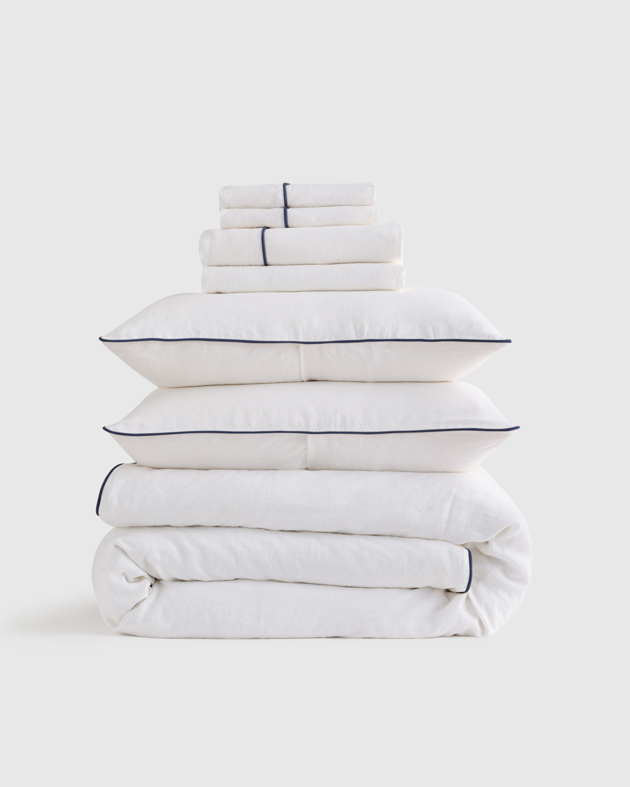 Quince | European Linen Piped Deluxe Bedding Bundle in White/Navy, Size Queen | Quince
