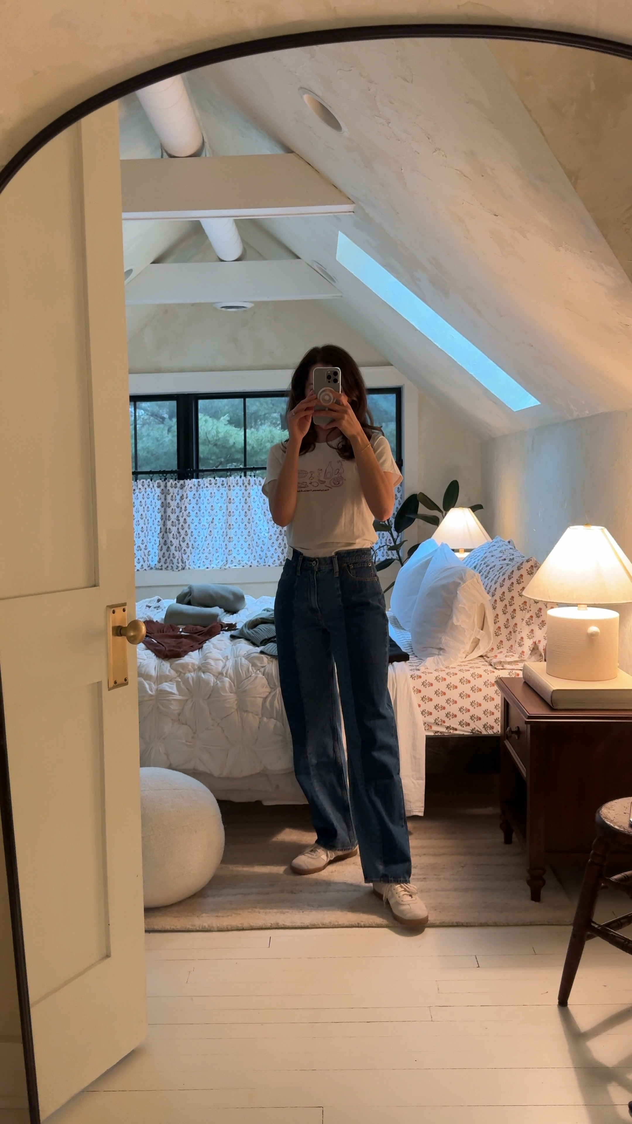 Obsessed with these jeans from Abercrombie 😍 shirt is so cute & Abercrombie too!! Both are TTS 

#LTKstyletip