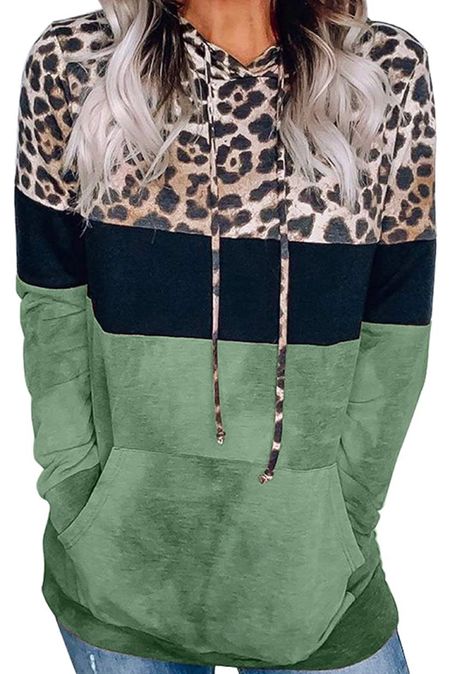 ROSKIKI Womens Hoodie Sweatshirts Casual Animal Print Kangaroo Pocket Tunic Shirts Tops