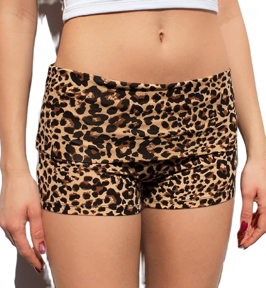 T Fold Leopard 15 | Amazon (US)