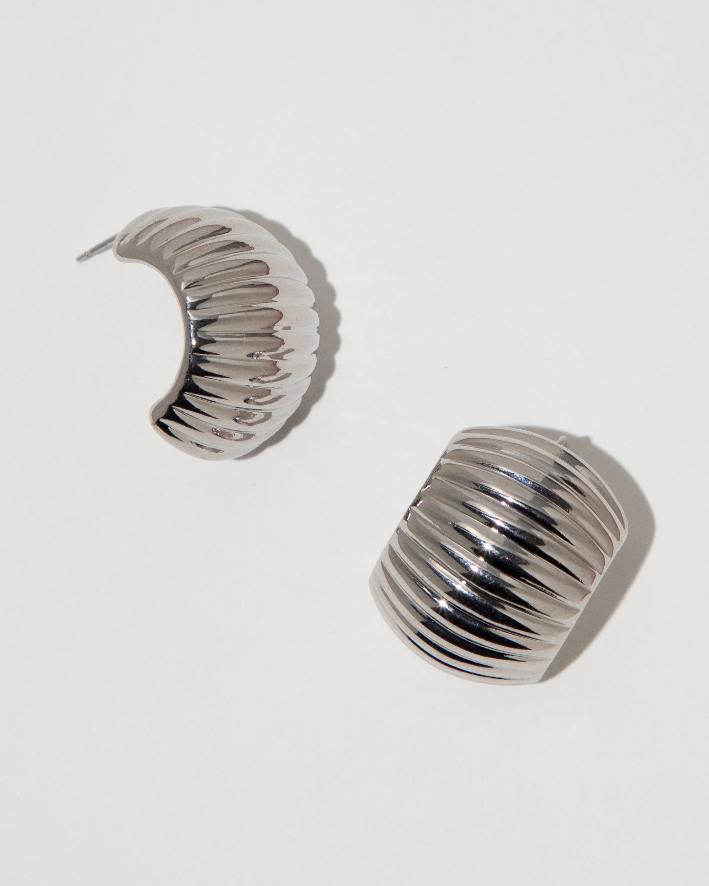 Chunky Ribbed Hoops | Few Moda