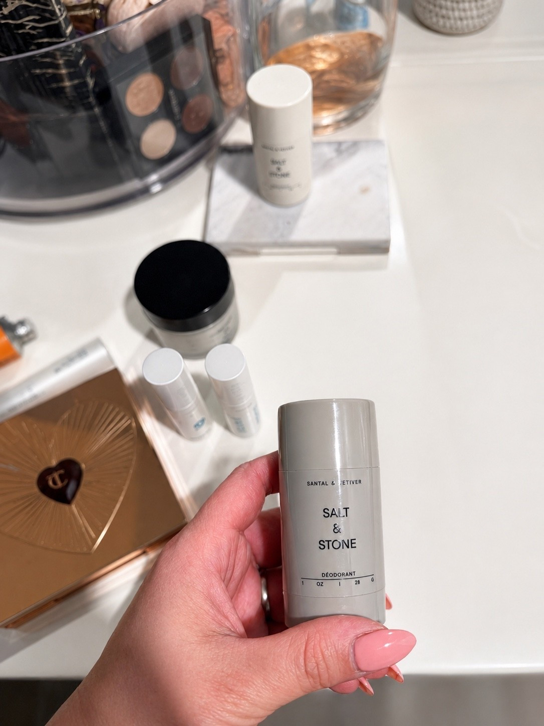My new go to deodorant 🪴 I bought the sample and out of all four this one’s my favorite

#LTKgrwm #LTKOver40 #LTKmorningroutine
