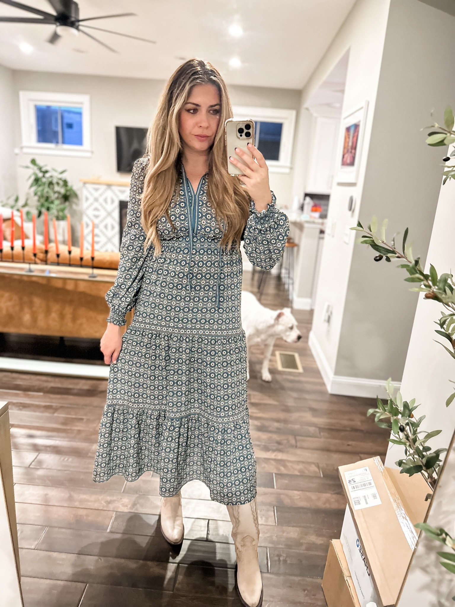 Floral dresses + cowboy boots will forever be my fav 
