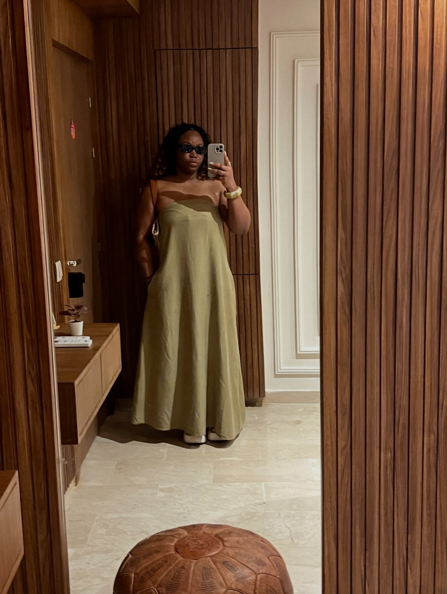 Favourite summer dress… Wearing it all summer 

#springoutfits #summeroutfitideas #vacationoutfit #dress #springstyles #cleanoutfits #minimalstyle #transitionaloutfit #transitionaloutfits #ukcontentcreator #manchesterbloggers #manchesterblogger #ukfashionblogger #neutralfashion #neutralootd #oversizedoutfit #womenootd #streetwearde #britishstyle #outfitideasforyou #wearingtoday #outfitdump #casualoutfitideas#LTKAprilSpotlight 

#LTKuk #LTKspring