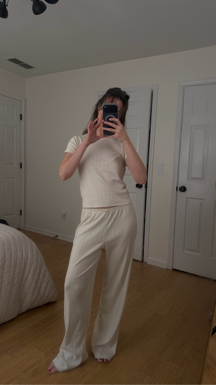 GAP Pointelle set 

S bottoms
XS top 

#LTKootd #LTKmomlife