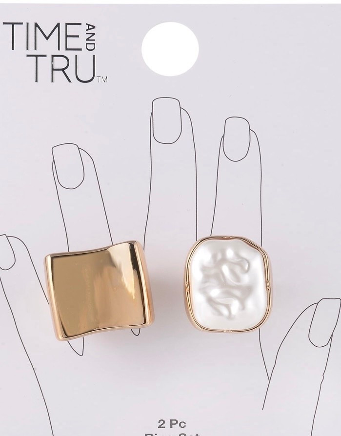 This 2 pc statement ring set has become one of my favorite things! Under 10! 

#LTKGiftGuide