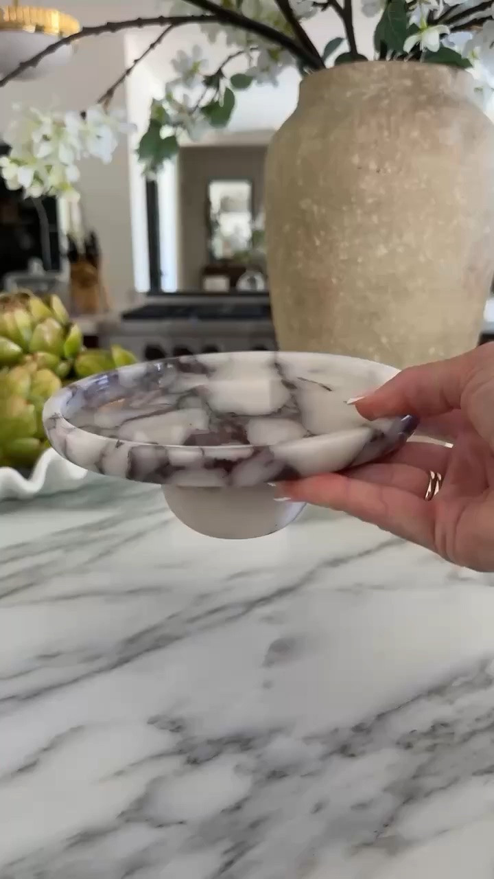 Instantly elevate your kitchen counter 🕯️✨

#LTKHome #LTKmorningroutine #LTKdayinmylife