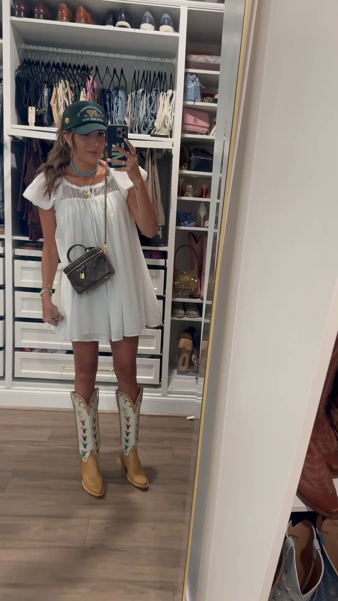 OOTN for Morgan Wallen night 2!! Dress is so comfy but SIZE DOWN!!! wearing a small! Hat is under $20!


Country concert
Western outfit 
Summer dress

#LTKSummerEdit #LTKFindsUnder100 #LTKStyleTip