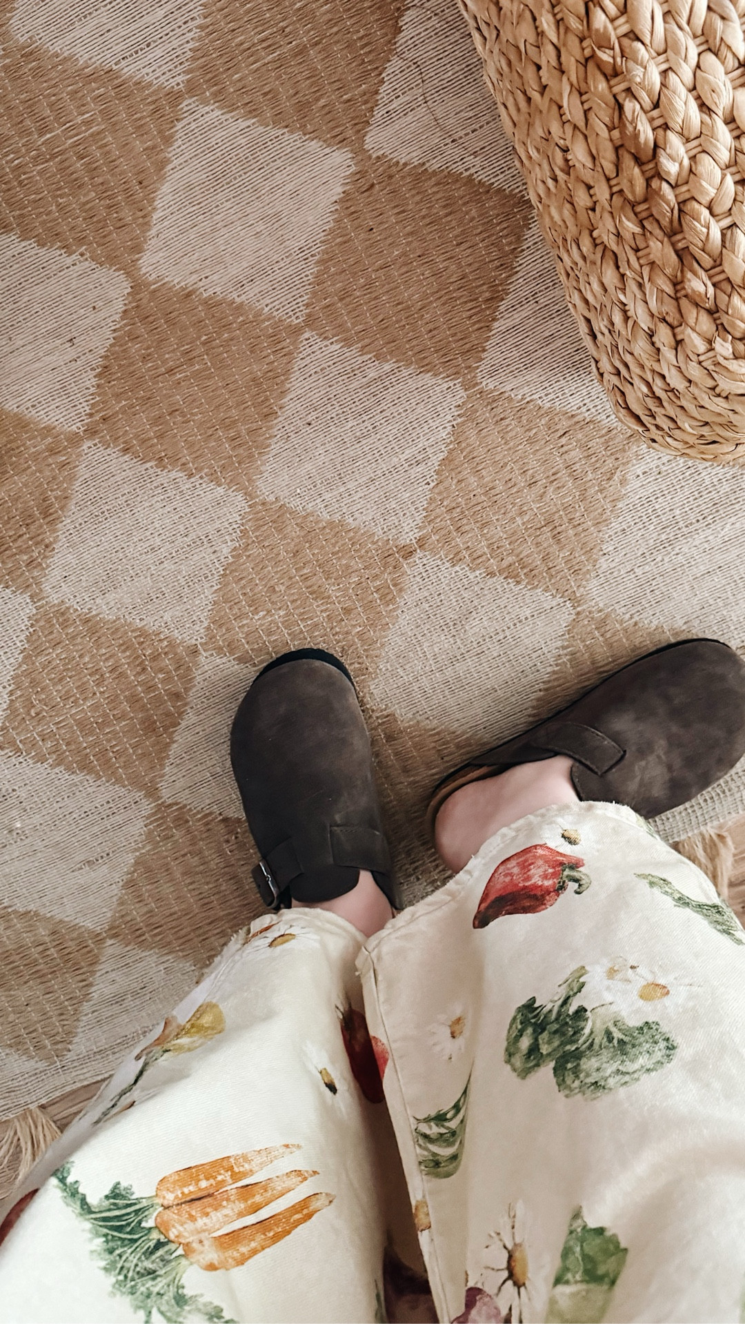 Super comfortable clogs in mocha, loving these! #ad 

#LTKdayinmylife #LTKmomlife