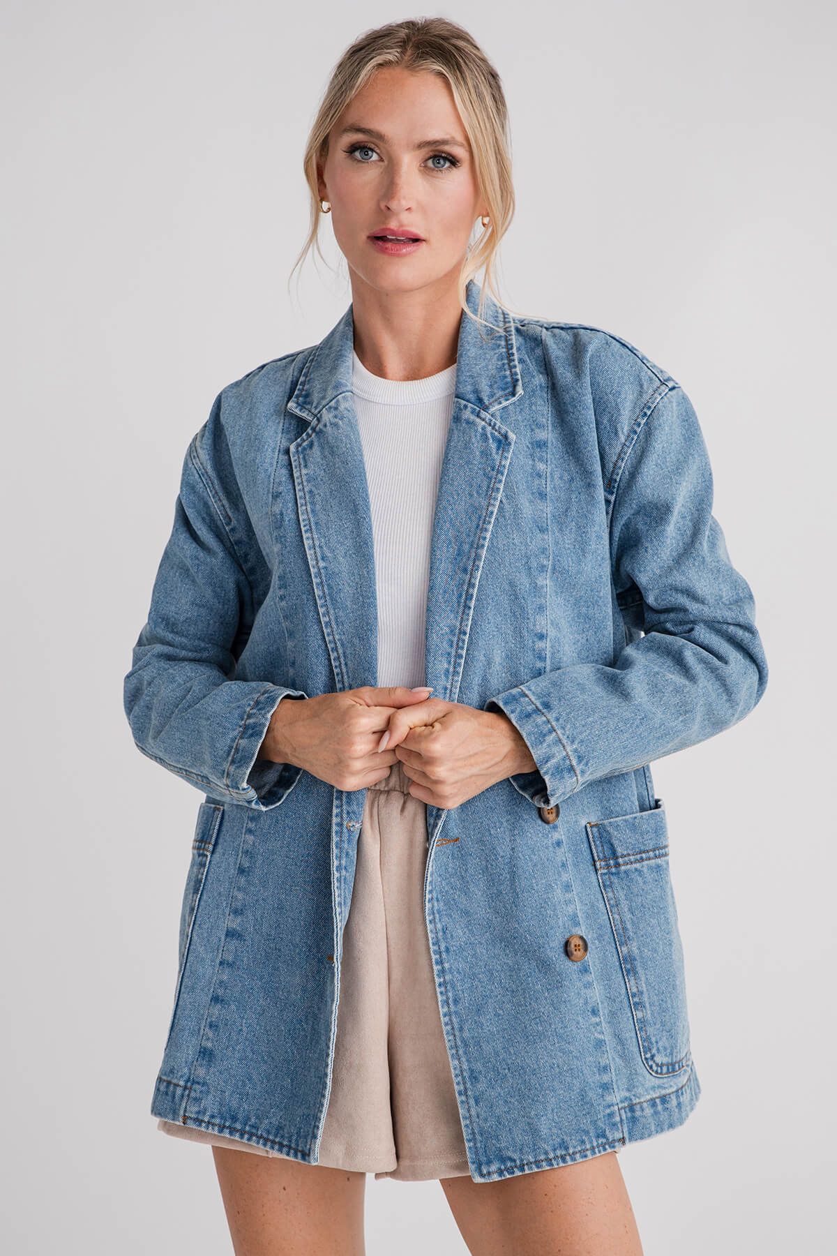 Miou Muse Denim Oversize Blazer | Social Threads