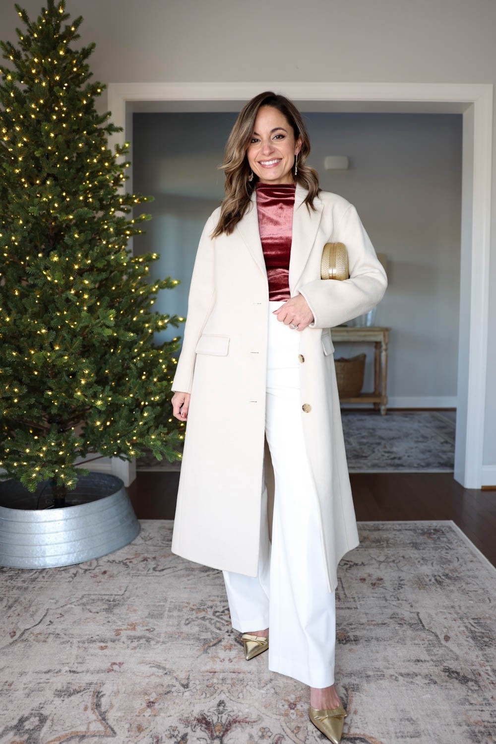 Office holiday party outfits! 

White pants (Ann Taylor): petite 00 
Velvet top (BR Factory): xxs (sold out, I linked other velvet tops) 
Coat (J.Crew): petite 00 

My measurements for reference: I’m 4’10” and 105lbs. My bust, waist, and hip measurement is 32”, 24”, and 36”.

(Work holiday outfits, office holiday party, holiday outfits)

#LTKPetite #LTKHoliday