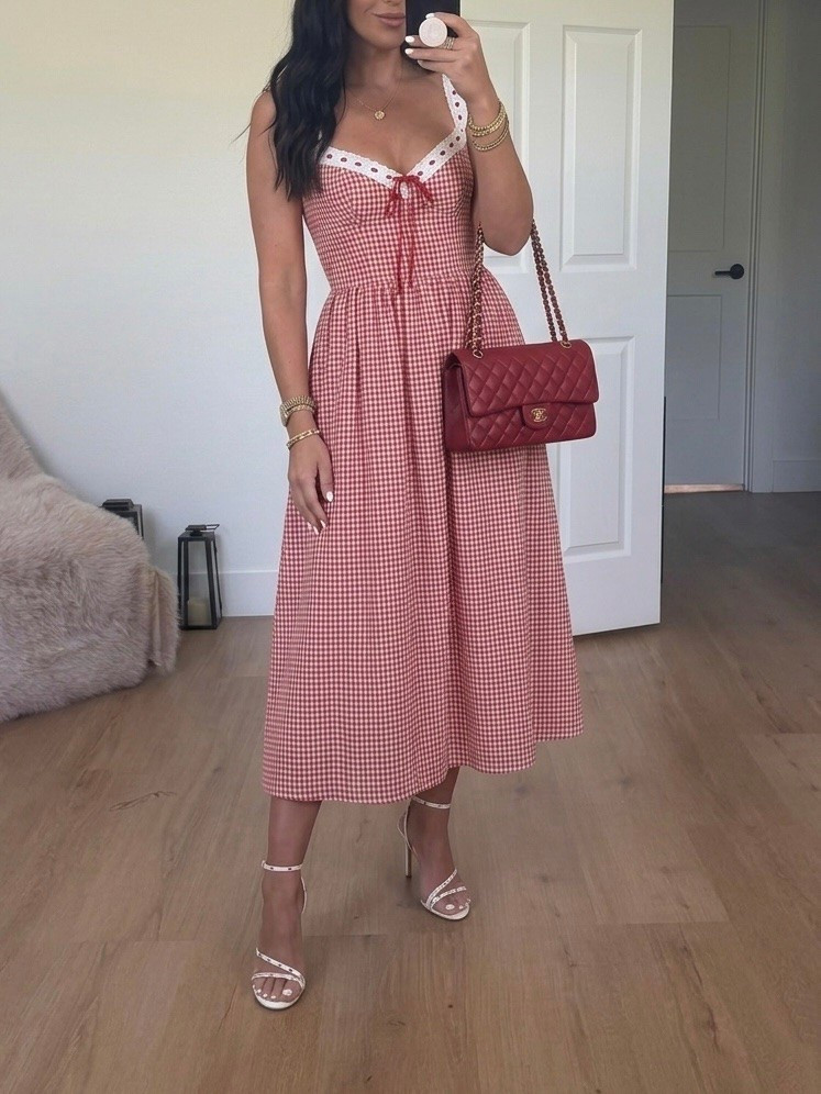Dress 25% off wearing size small