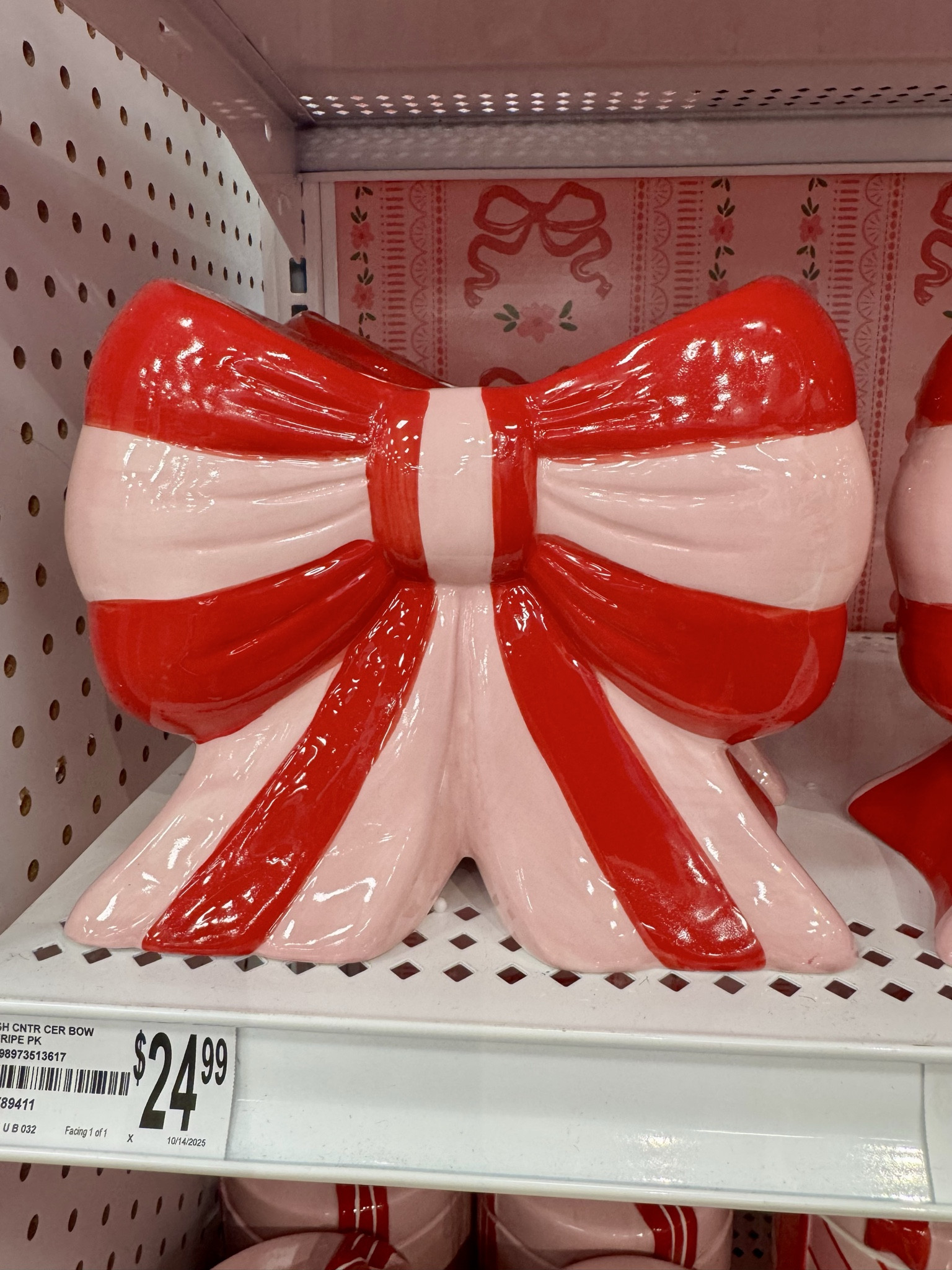 Pink Stripe Bow Ceramic Container Christmas decor 


#LTKHoliday #LTKSeasonal #LTKFindsUnder50