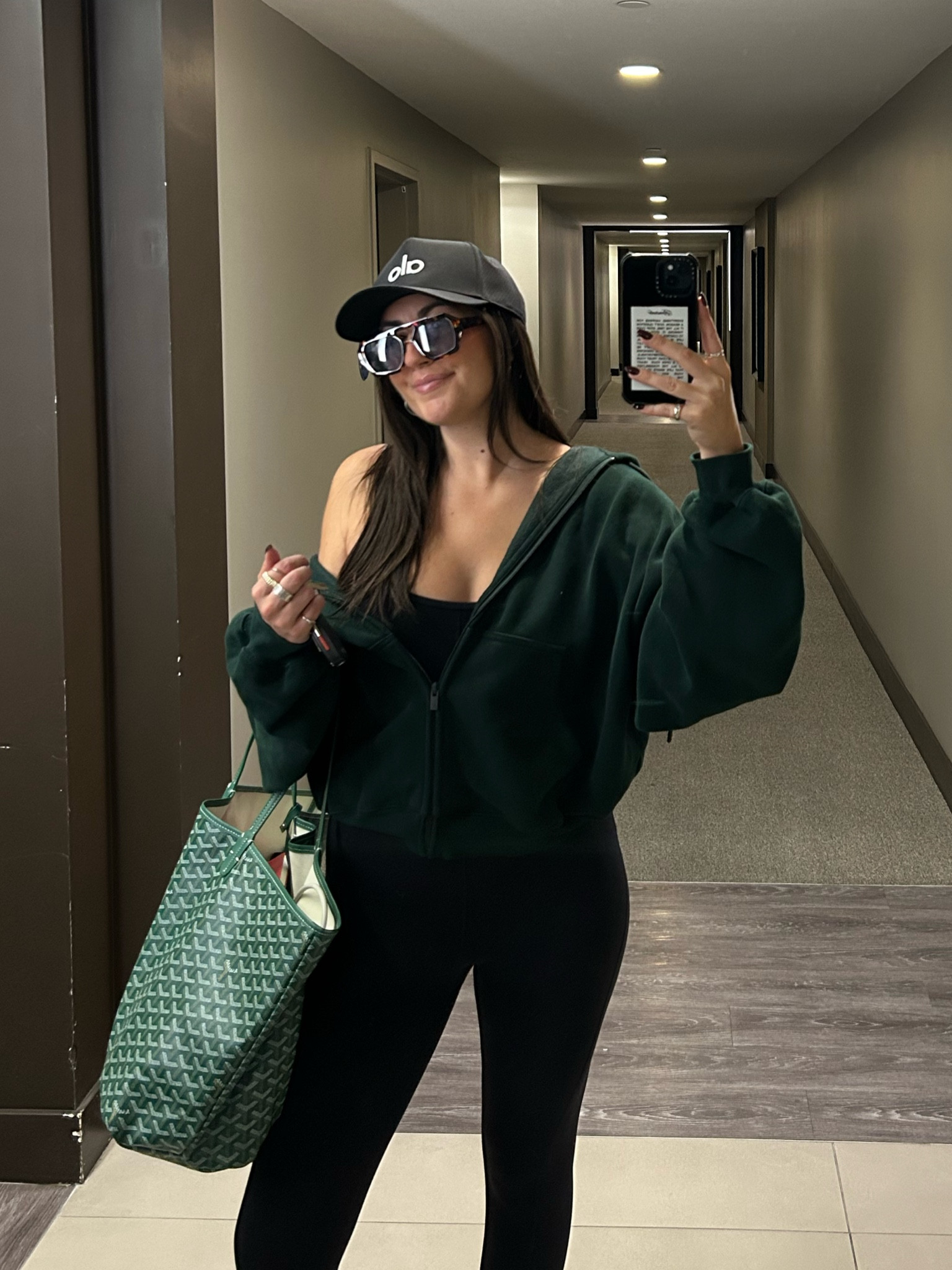 ⭐️ Cozy fall sweatsuit vibes ⭐️