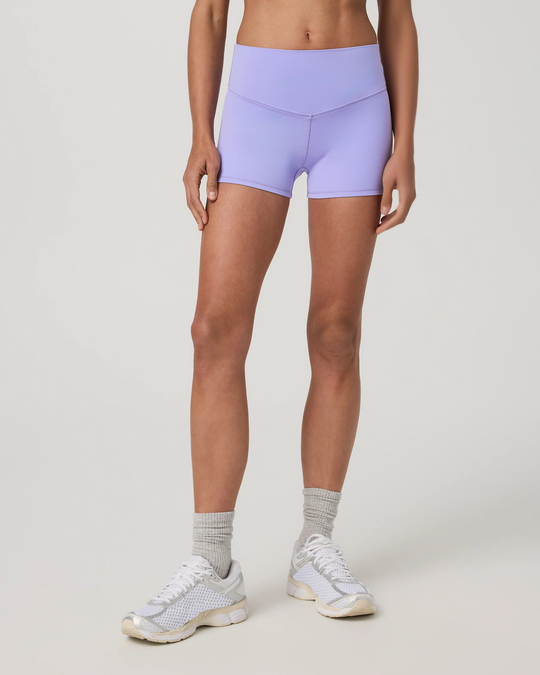 Vuori AllTheForm™ Micro Short 2.5" – Women's Hyacinth Micro Short | Vuori Clothing (US & Canada)