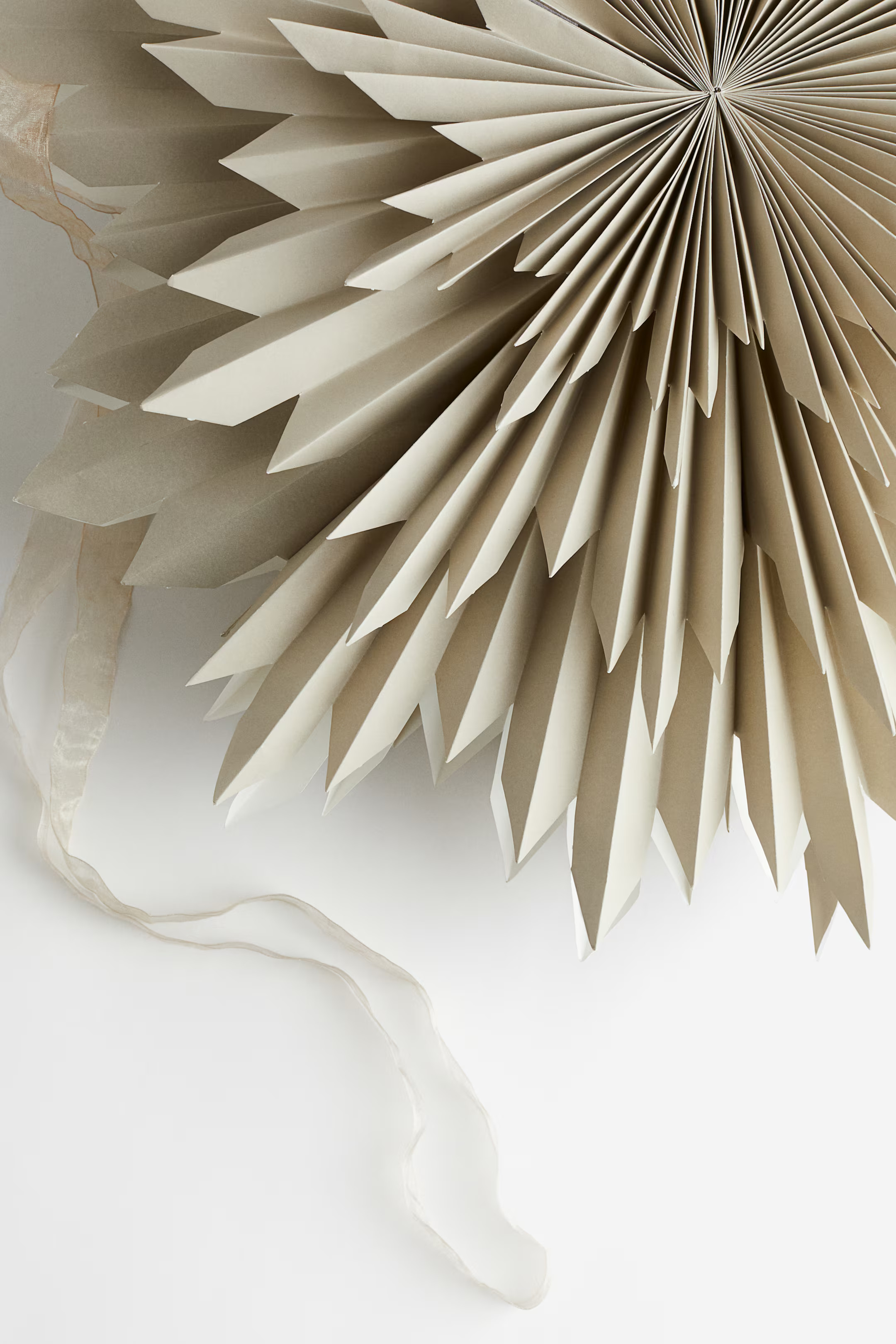 Sternförmiger Lampenschirm aus Papier - Beige - Home All | H&M AT | H&M (DE, AT, CH, NL, FI)