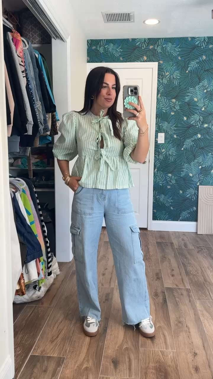 Amazon fall transition outfit! This top is so cute now with denim shorts or paired with jeans for fall!  

 #LTKSeasonal #LTKStyleTip