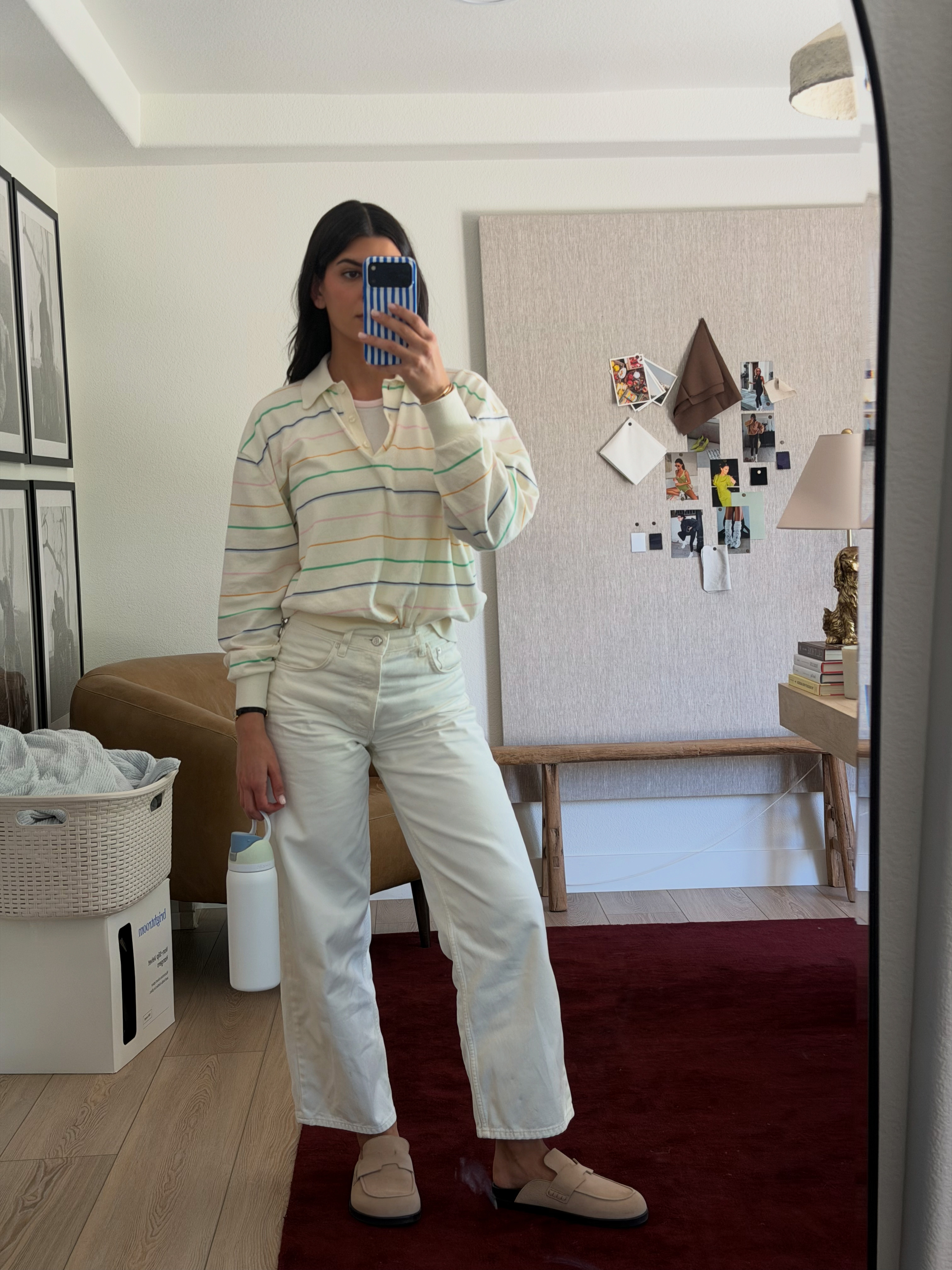 Size 26 jeans, small top 

 