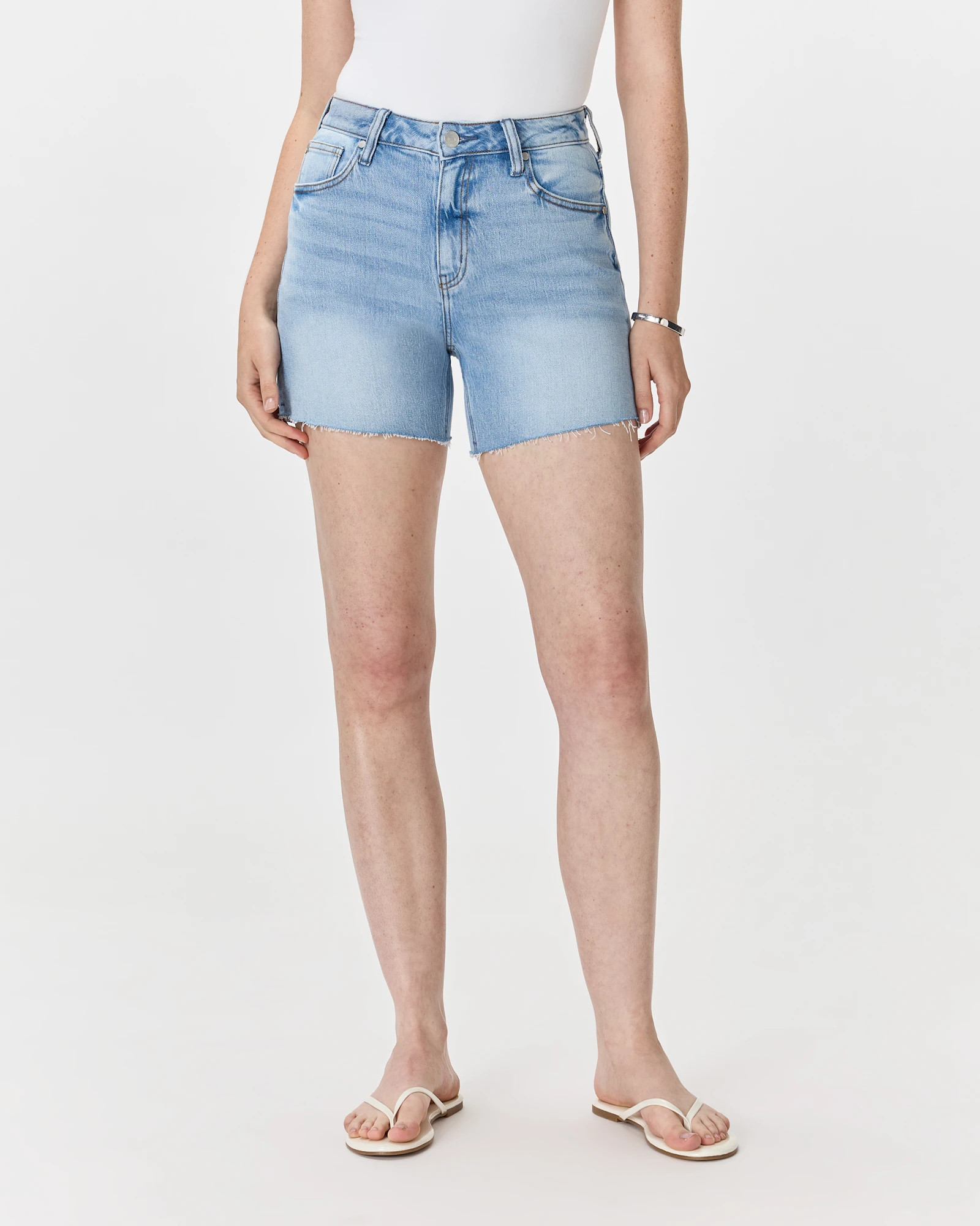 Bella Stretch Vintage Shorts | Quince