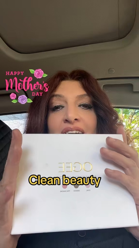 Luxurious clean beauty by Ogee beauty . Clean beauty face contour set .  So skin like and beautiful on mature skin .  We are worth the splurge . 

#LTKOver40 #LTKWatchNow #LTKBeauty