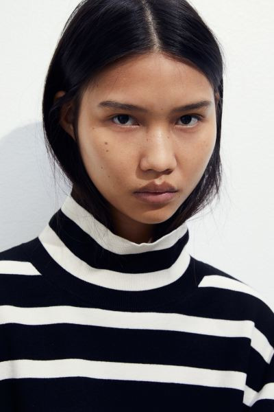 Mock Turtleneck Sweater - Black/striped - Ladies | H&M US | H&M (US + CA)