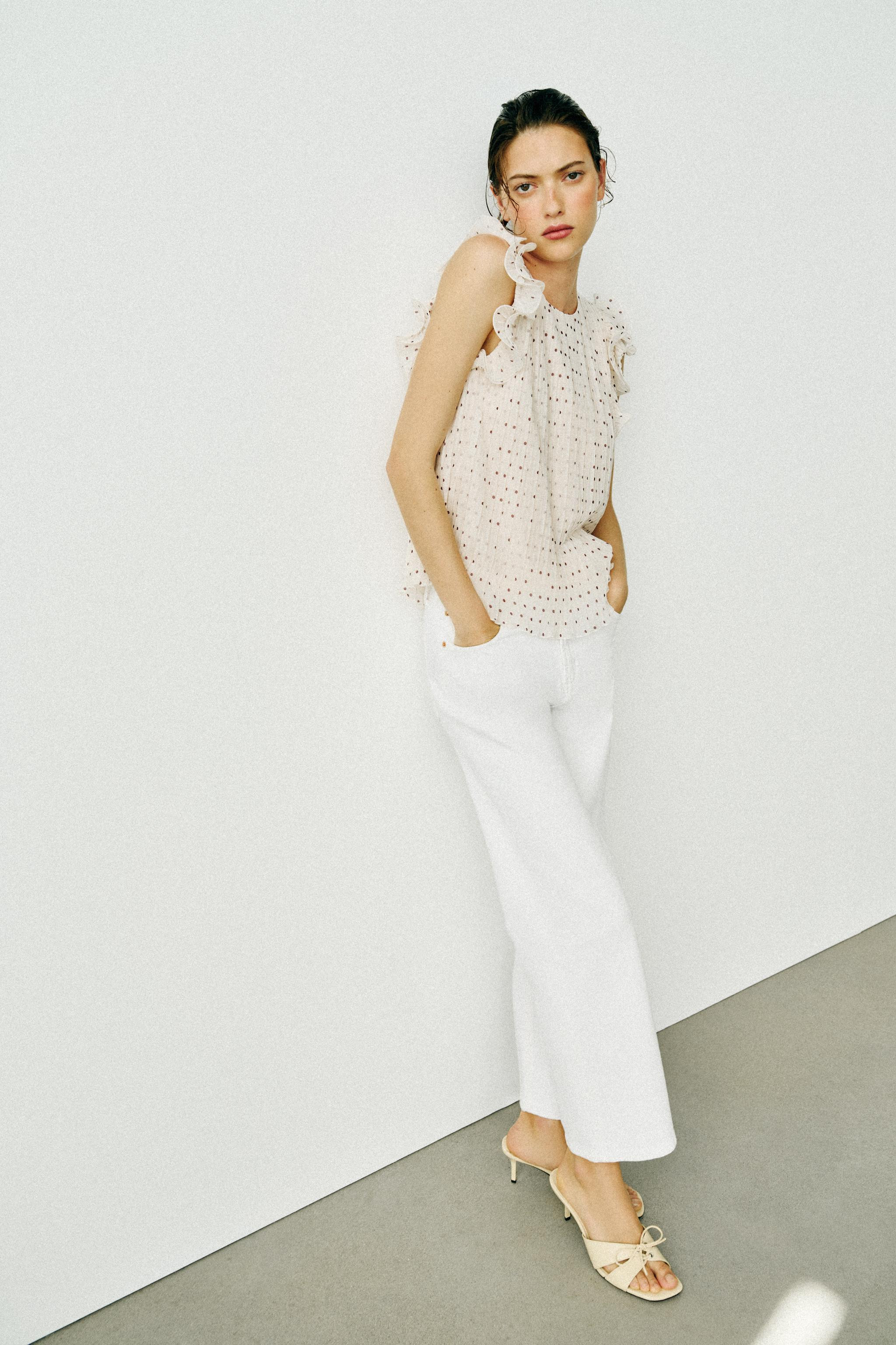 JEANS Z1975 STRAIGHT HIGH-WAIST | Zara UK