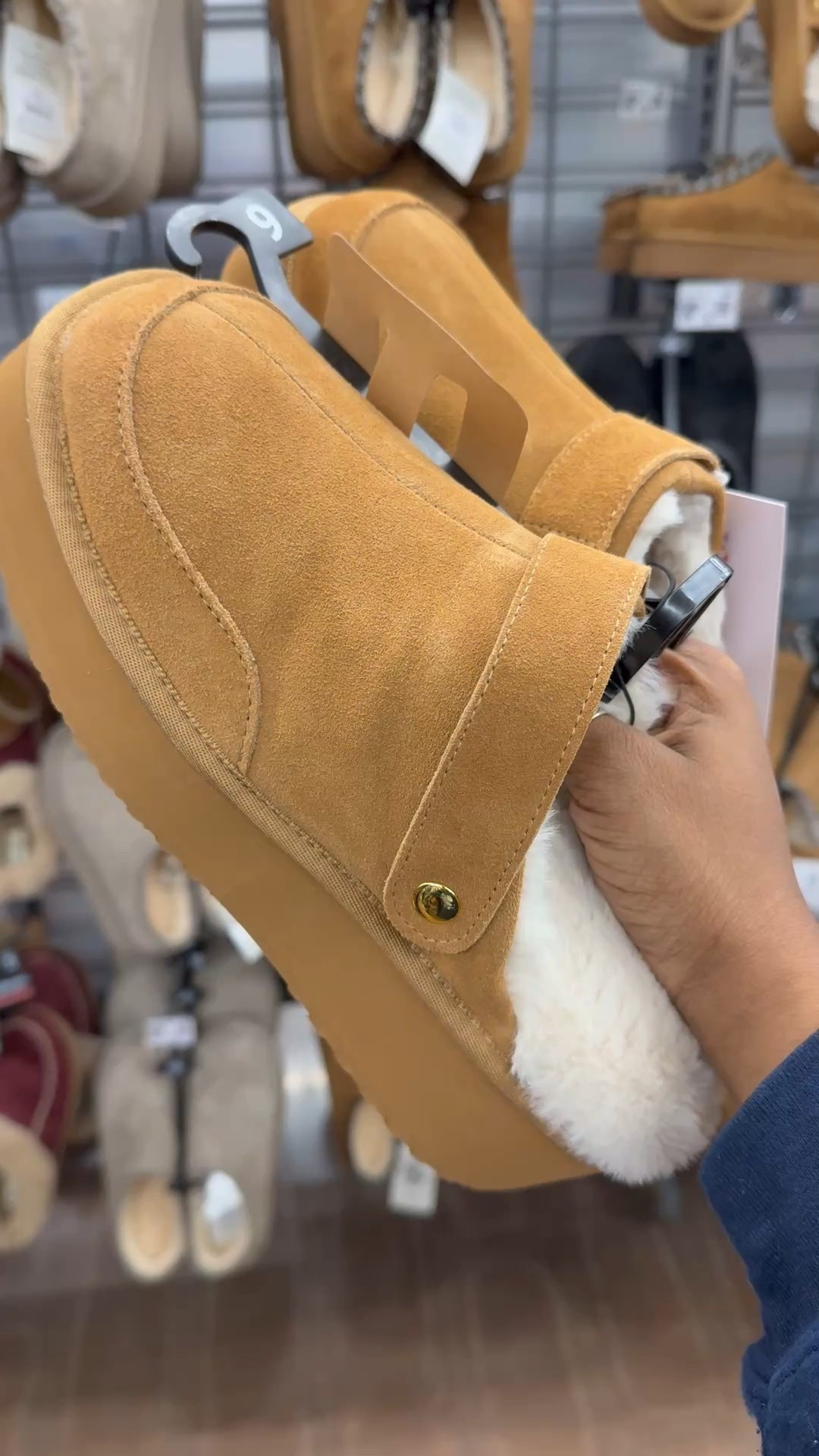 The perfect affordable platform mule @ Walmart!! Comfortable and they come with a back strap 🫶🏽

#LTKmomlife #LTKgrwm #LTKootd