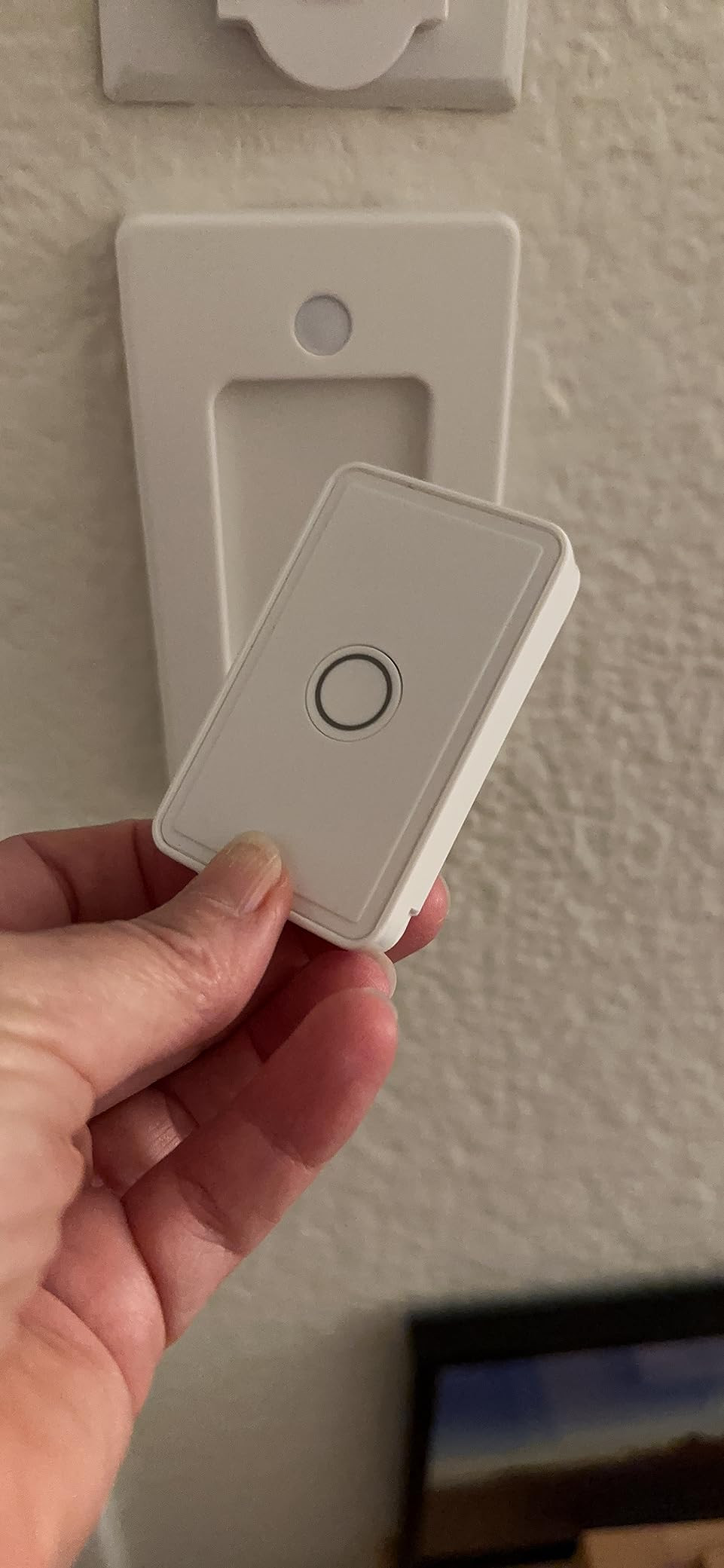 LoraTap Mini Remote Control Outlet Plug Adapter with Remote Wall Switch, 656ft Range Wireless Rem... | Amazon (US)