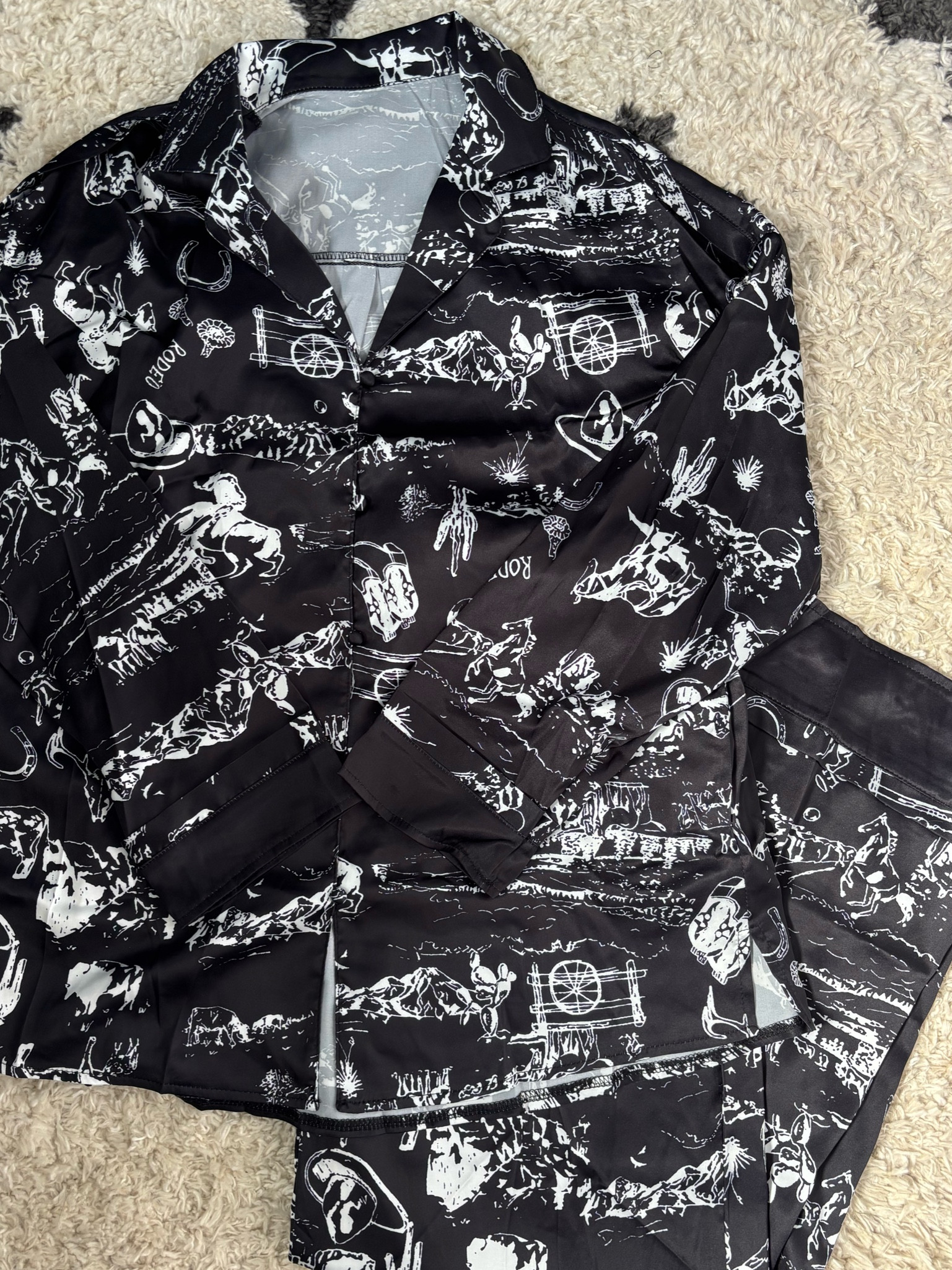 Anthro dupe. Western satin PJs. Amazon find. Indy Belle posted these and I knew they’d be perfect for post partum! 4 weeks to go! Linked these in black, pink, and red

#LTKBump #LTKFindsUnder50 #LTKBaby