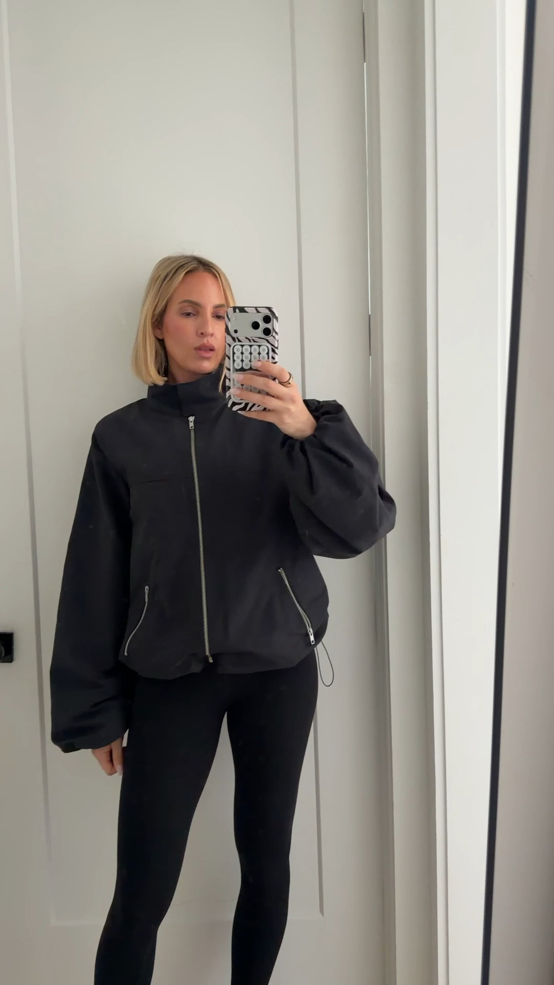 I knew this windbreaker was going to sell out. They can’t keep it in stock! I’m wearing a medium. It’s very oversized. ￼

#LTKfitnessgoals #LTKmorningroutine #LTKdayinmylife
