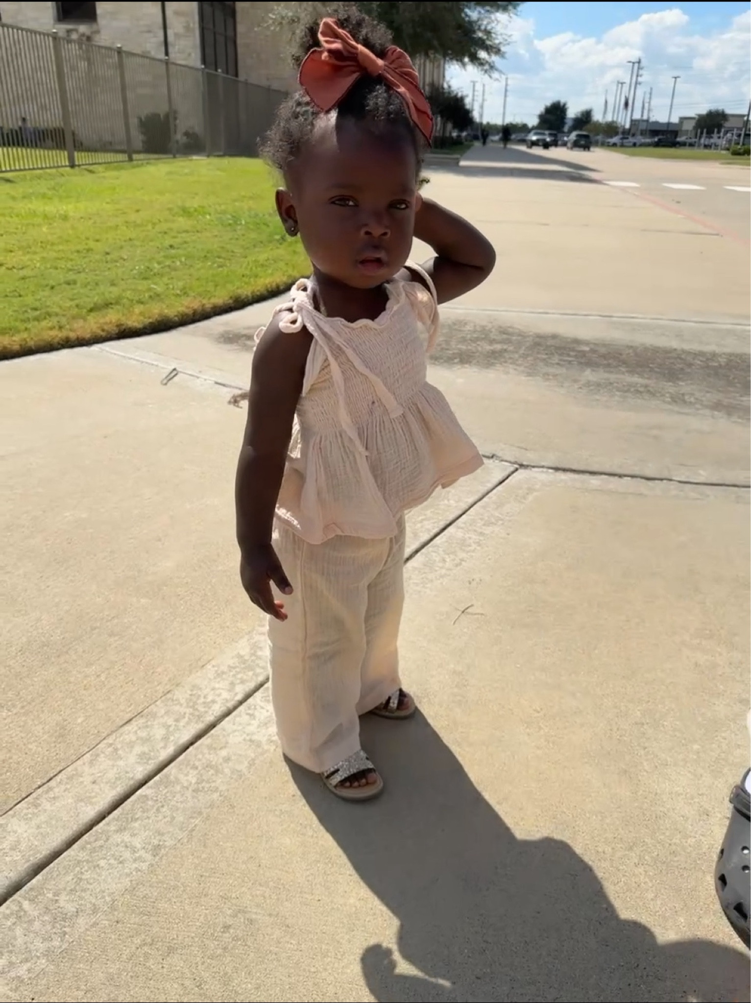 Lorie is so cute in her Amazon linen coords!

#LTKFindsUnder50 #LTKKids #LTKBaby