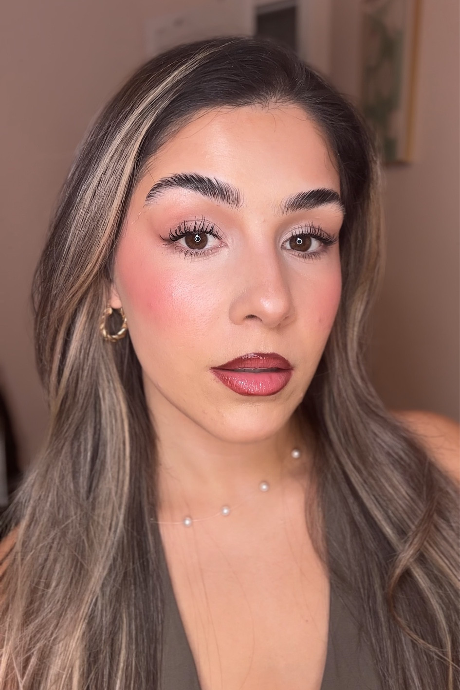 Unrecognizable makeup 🫶🏼💗 

#LTKbeauty #LTKcanada