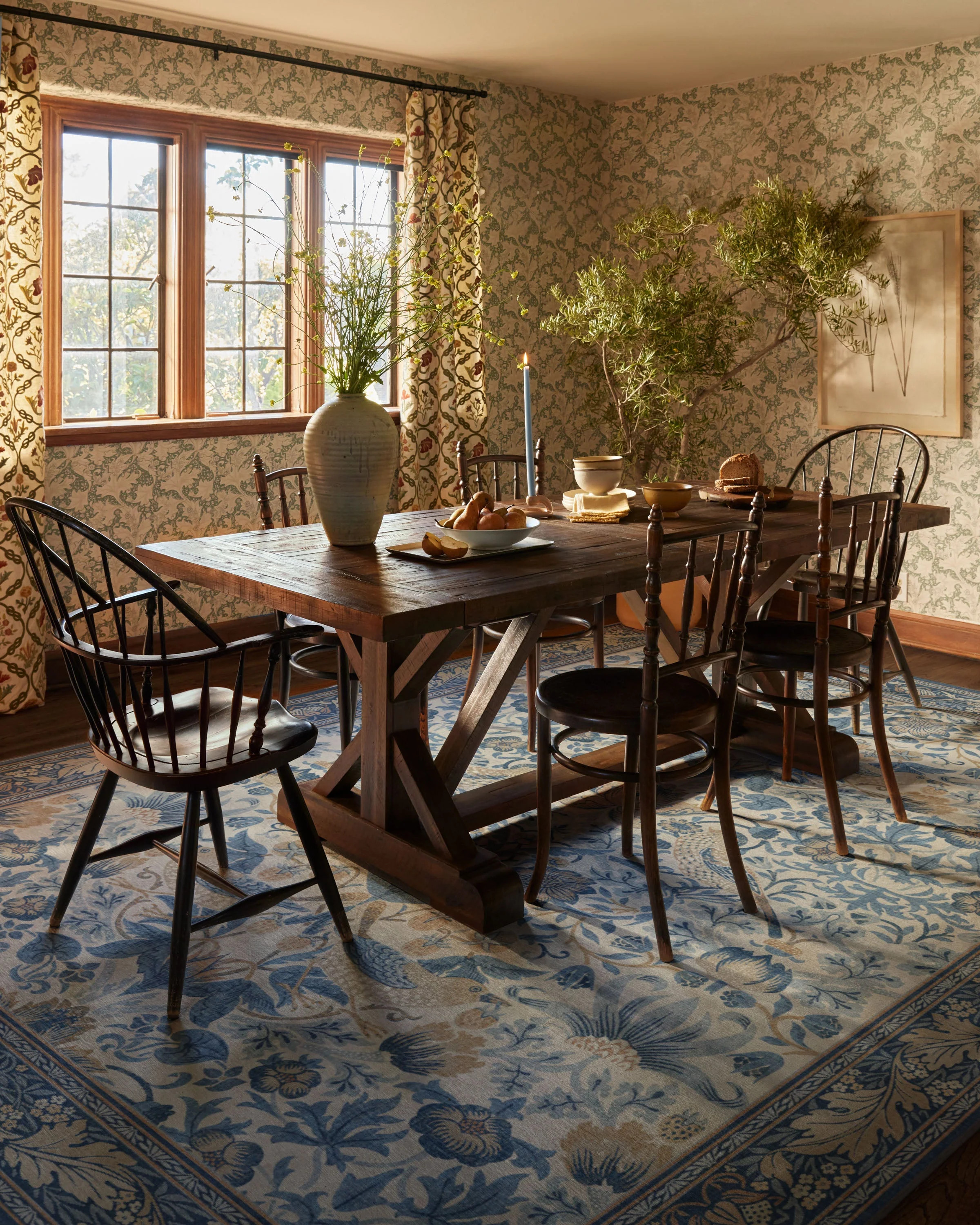 Morris & Co. Strawberry Thief Indigo & Ivory Rug | Ruggable | Ruggable