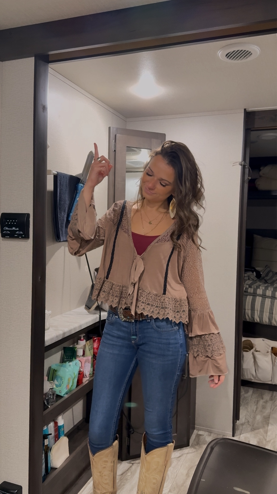  new goal is to hit 100k by the end of the year👀✨🫶🏼

#LTKSeasonal #LTKHome #LTKPetite