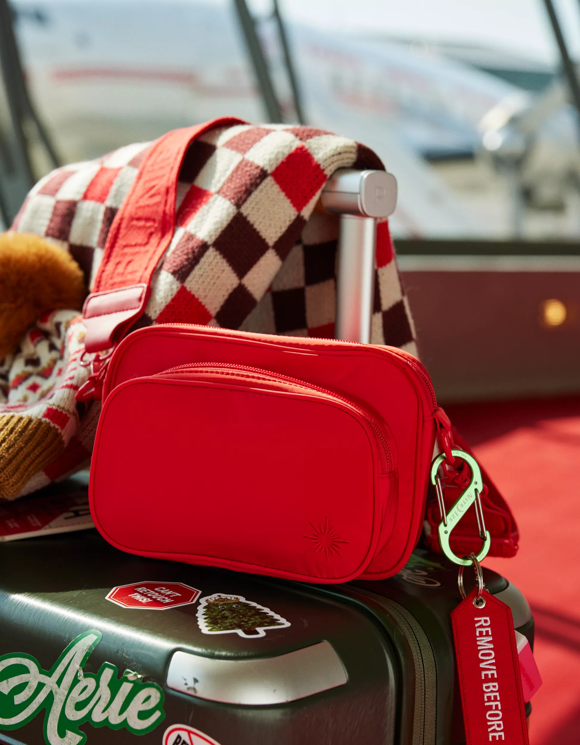 OFFLINE By Aerie Makin' Moves Crossbody Bag | Aerie