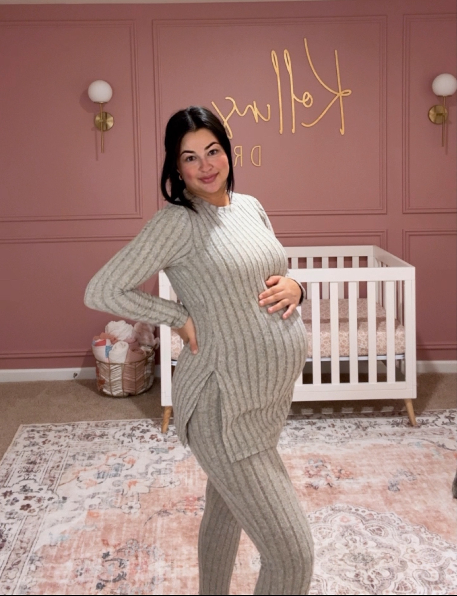 The comfiest lounge set from Amazon 😍

#LTKfindsunder100 #LTKSpringSale #LTKbump