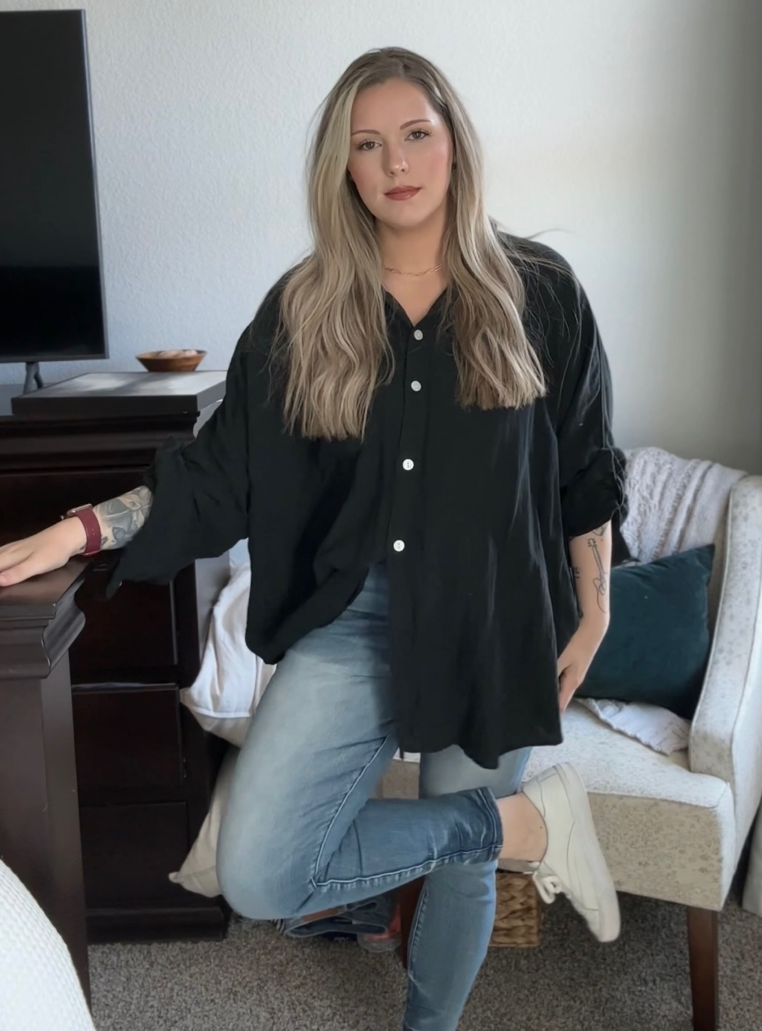 A super simple and casual every day outfit! Great for running after those little kids in. I wear this outfit any chance I get✨ Shirt runs a little large so you can size down one or two from your normal size! Jeans are Judy Blue! Shoes are Madewell and fit TTS. 

#LTKstyletip #LTKfindsunder50 #LTKmidsize