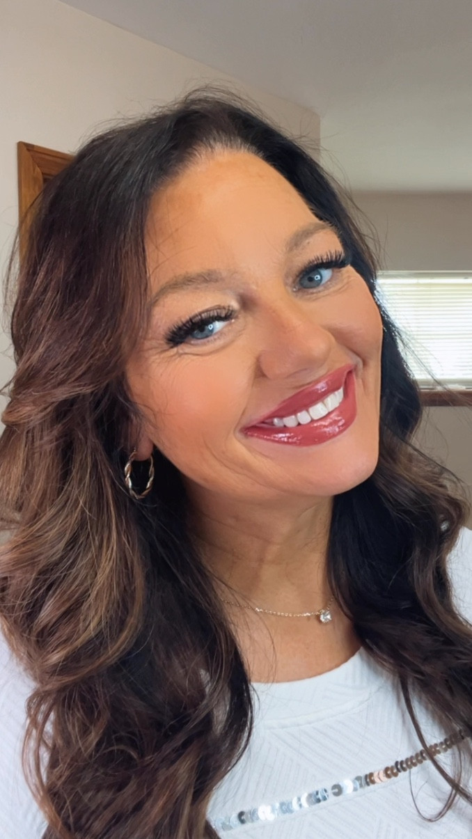 These products are so easy to apply, even us no makeup girls can do it! 

#grwm #makeup #beauty #makeupproducts 

#LTKWatchNow #LTKOver40 #LTKBeauty