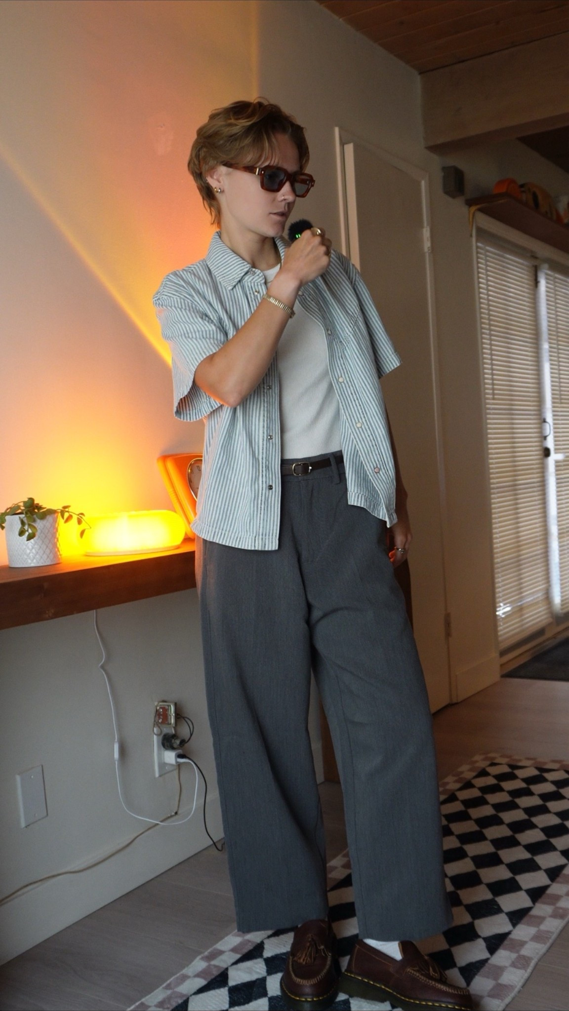 baggy trousers and a button up 🤌🏼

#LTKgrwm #LTKootd #LTKSeasonal