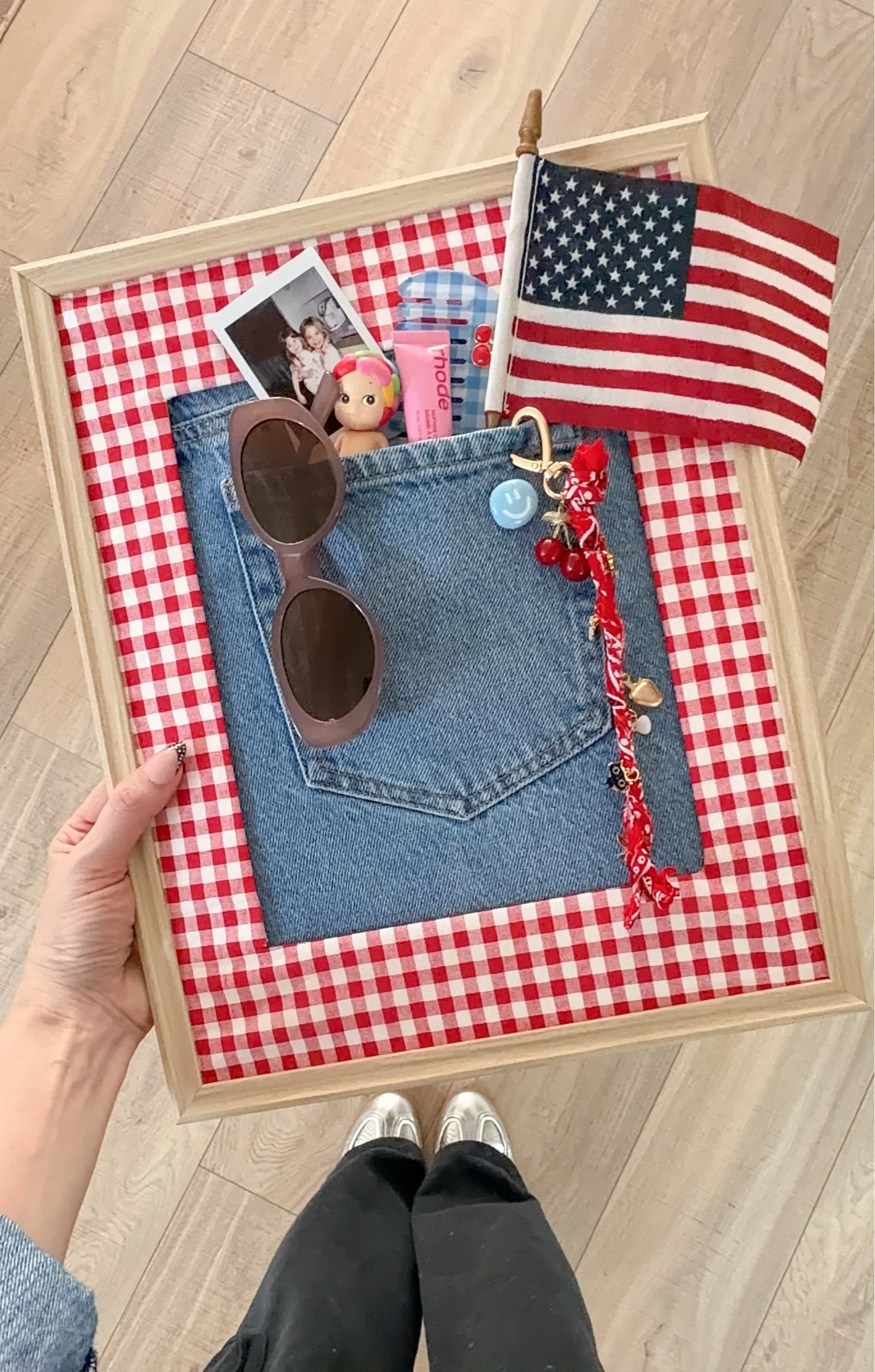 DIY Jean Frame🇺🇸

#LTKmomlife #LTKdayinmylife #LTKKids