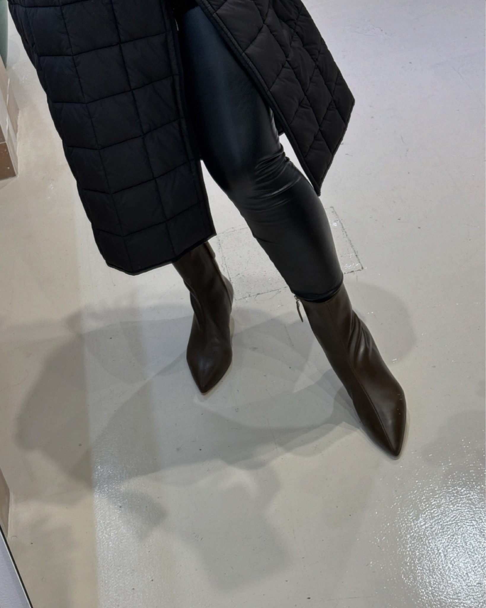 Sleek, flattering boots 

#LTKShoeCrush