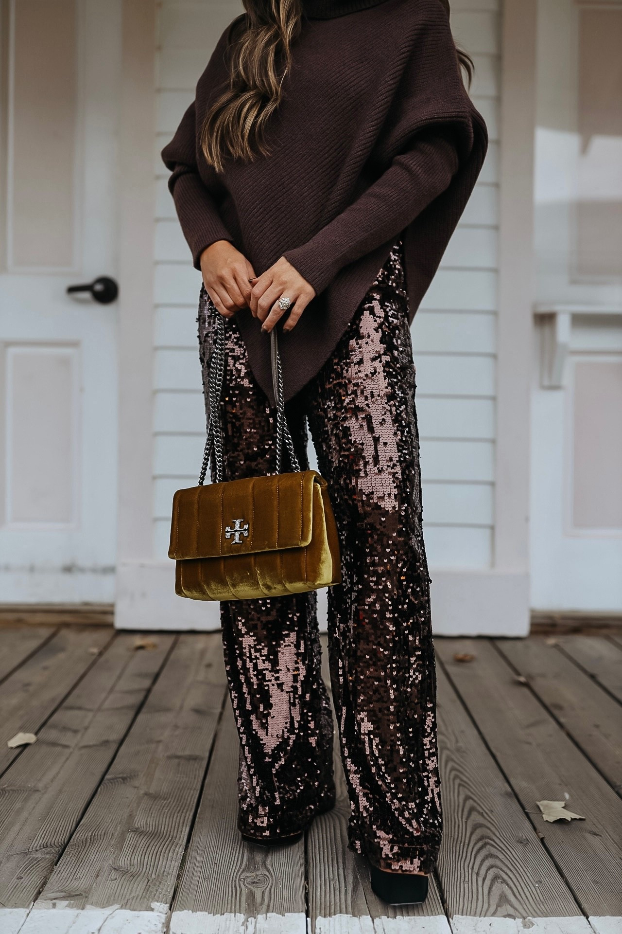 Holiday party outfit inspo! Wearing xs in the brown sequin pants and xs in the brown poncho sweater. Both on sale for Black Friday!

Sequin pants outfit 
Christmas party outfit
Brown monochromatic outfit
Amazon style
Amazon fashion
H&M 



#LTKHoliday #LTKCyberWeek #LTKootd