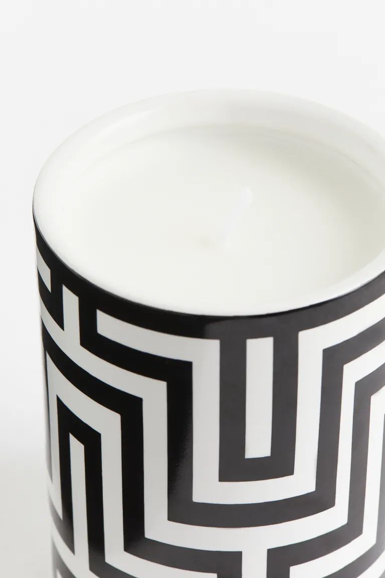 Scented Candle in Ceramic Holder | H&M (US + CA)