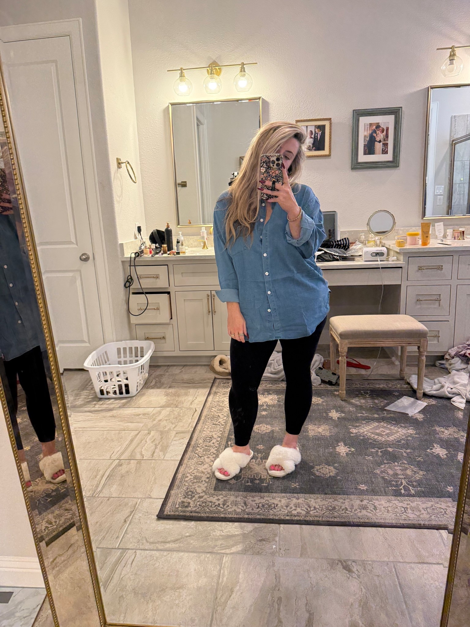 Softest shirt 

#LTKmomlife #LTKootd #LTKMidsize
