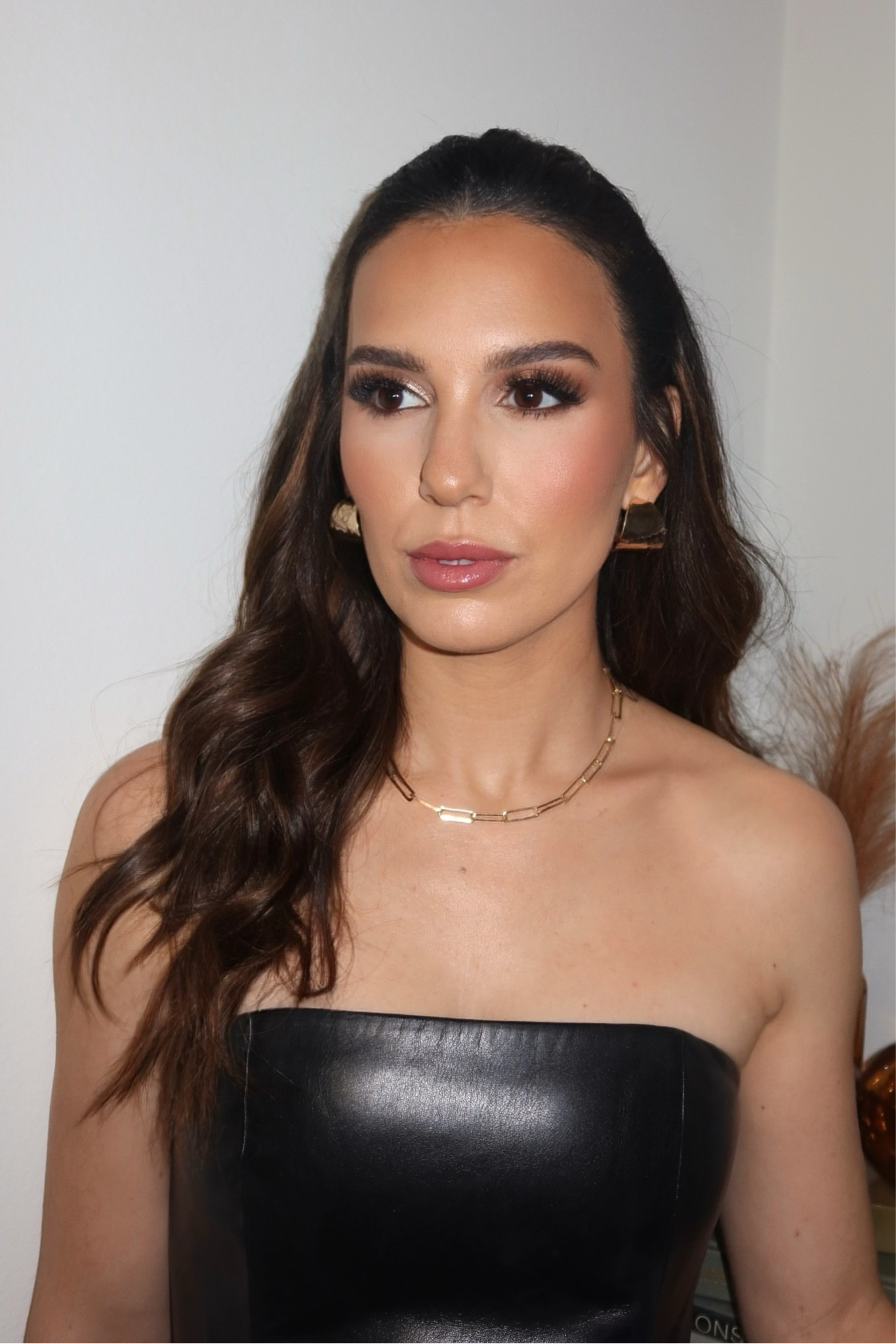 Channeling my inner goddess in this bronzy look that I wore for my Special Forces elimination interview. Also works for parties, girl's night, and even Valentine’s! Completed the look with some gold jewelry from Amazon! 
#grwm #makeupmusthaves #beautyrecos #celebritystyle #realitytv

#LTKBeauty #LTKSeasonal #LTKStyleTip