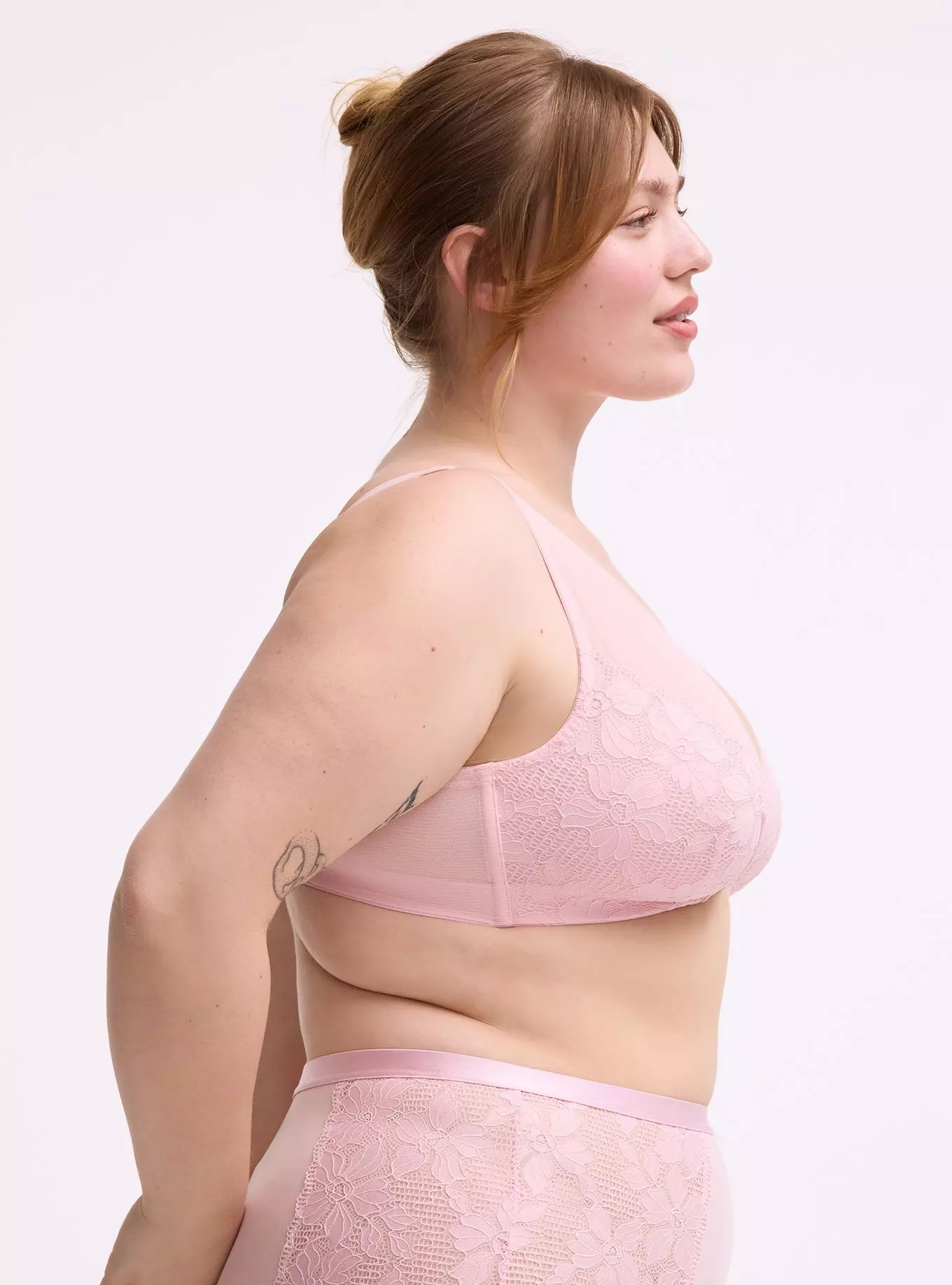 Ava Unlined Front-Close Lace Bralette | Torrid (US & Canada)