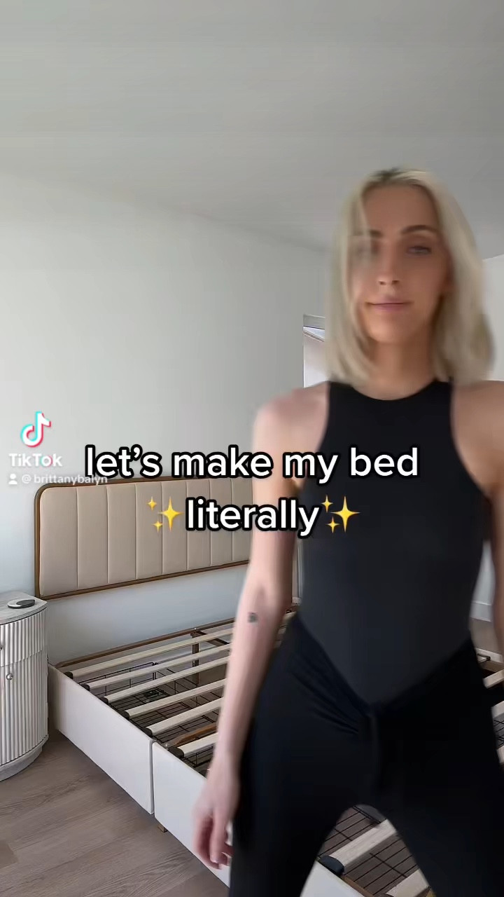 obsessed with this skims pieces 

#LTKstyletip #LTKGiftGuide #LTKVideo